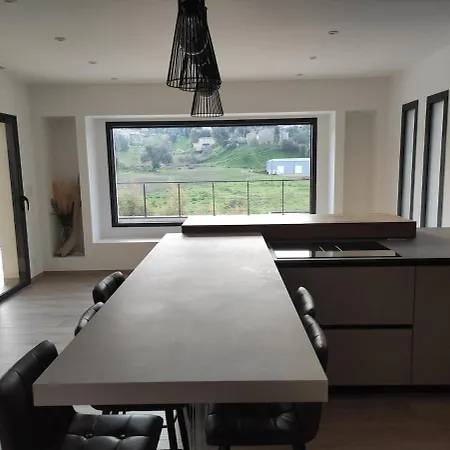 Villa Avec Piscine 6 Personnes *