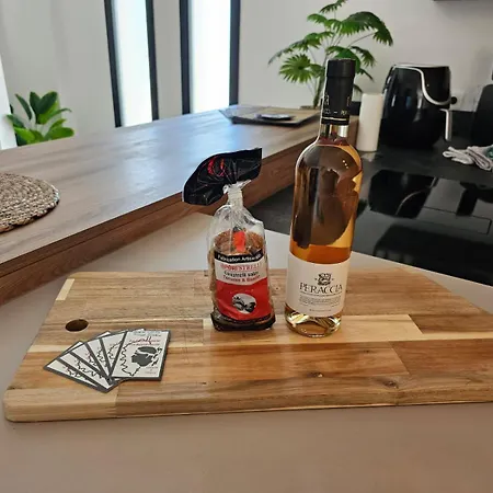 Avec Piscine 6 Personnes Bastelicaccia