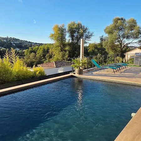 Villa Haute Avec Piscine Pour 6 Personnes, A 10mn De L Aeroport D'ajaccio Et Des Plages