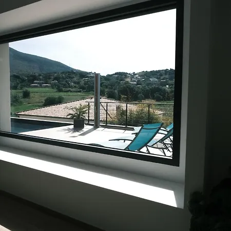 Haute Avec Piscine Pour 6 Personnes, A 10mn De L Aeroport D'ajaccio Et Des Plages Villa Bastelicaccia