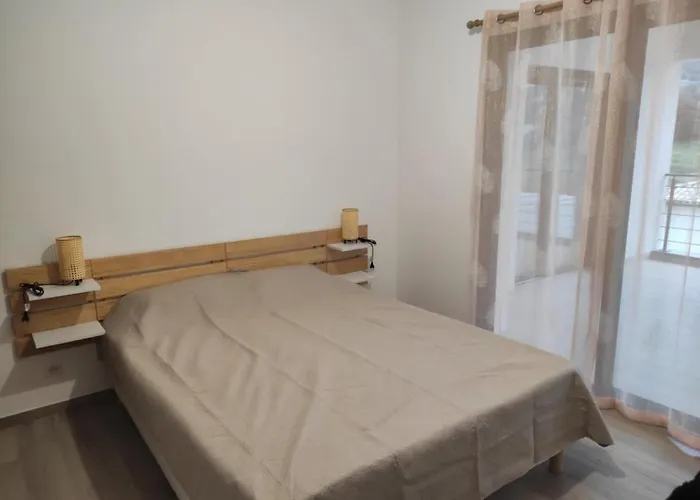 Avec Piscine 6 Personnes Villa *