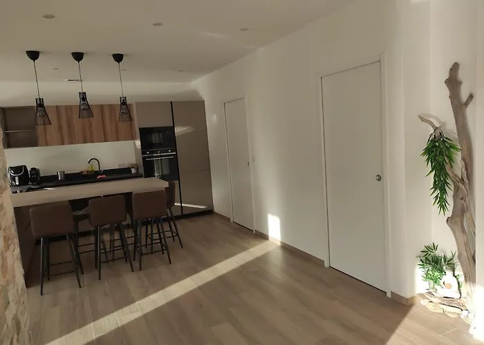 Avec Piscine 6 Personnes Villa *