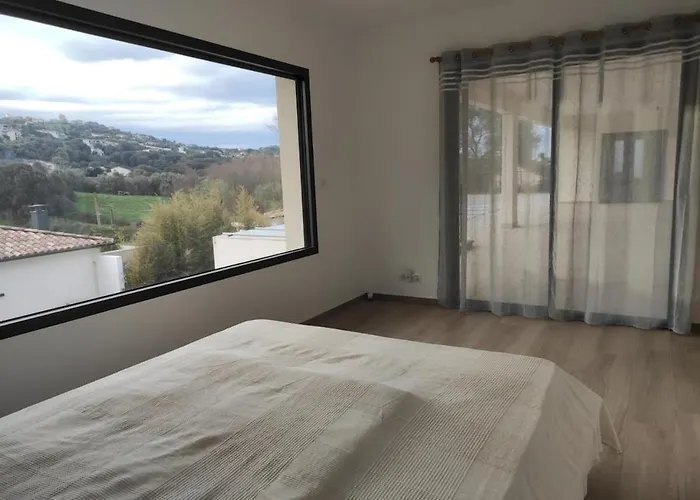 Avec Piscine 6 Personnes Villa Bastelicaccia