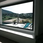 Haute Avec Piscine Pour 6 Personnes, A 10mn De L Aeroport D'ajaccio Et Des Plages Villa Bastelicaccia