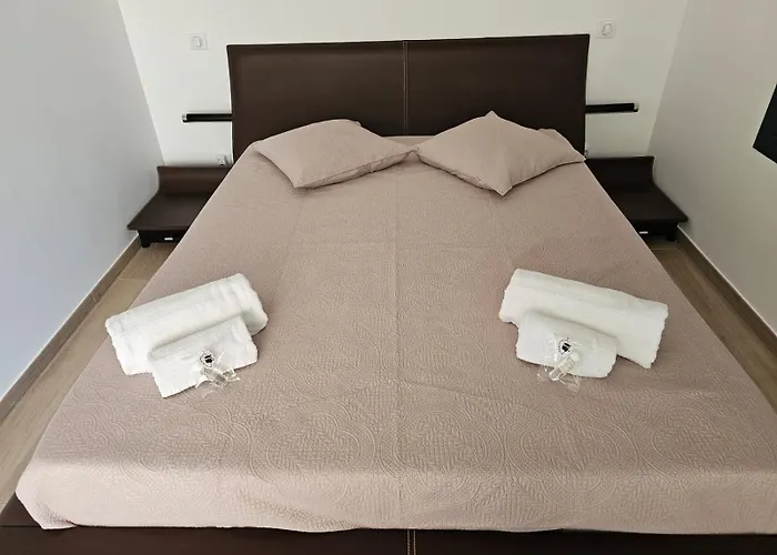 Avec Piscine 6 Personnes 빌라 Bastelicaccia