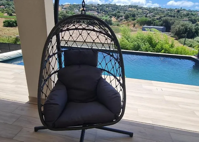 Avec Piscine 6 Personnes Villa *